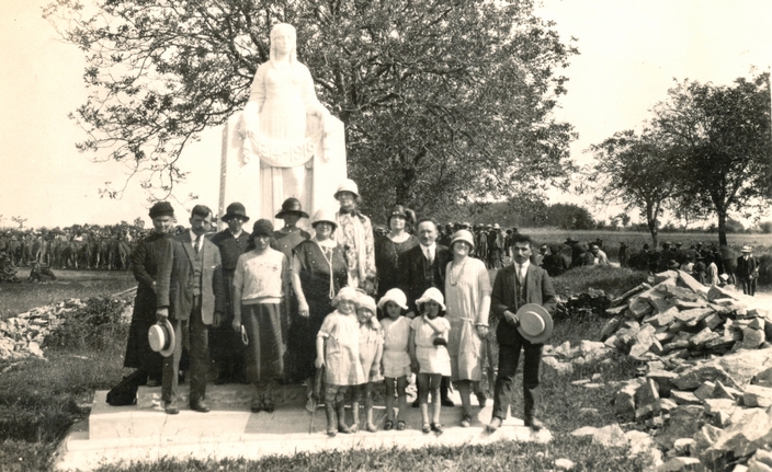 monument foire.jpg